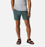 hombres fondos abeto negro Mountain Hardwear caminata por la cuenca corta 84RX160